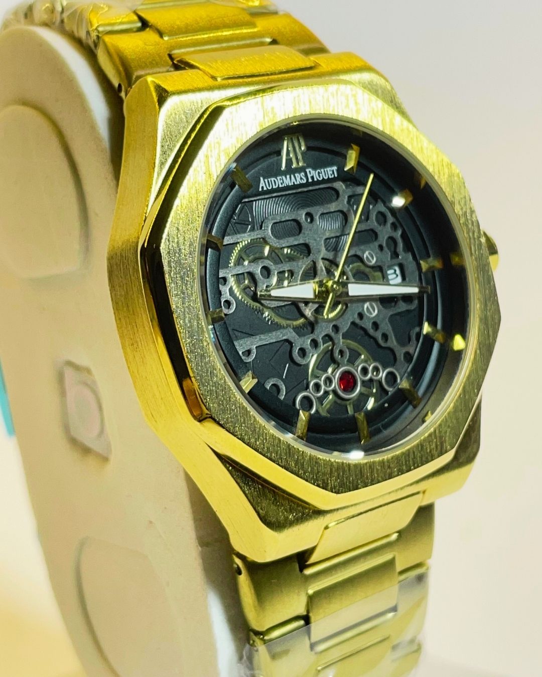 Goldiva Audemars Piguet Stainless Steel – Elegant, Comfortable & Premium | FineOclock