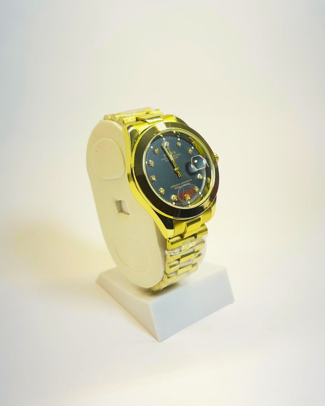 Rolex-Inspired Golden Watch with Classic Black Dial Stainless Steel β Elegant, Comfortable & Premium | FineOclock