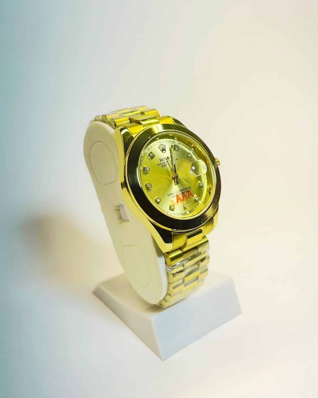 Rolex-Inspired Golden Watch with Sunbeam Dial Stainless Steel β Elegant, Comfortable & Premium | FineOclock